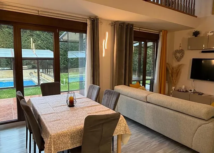 Tomillares בית נופש